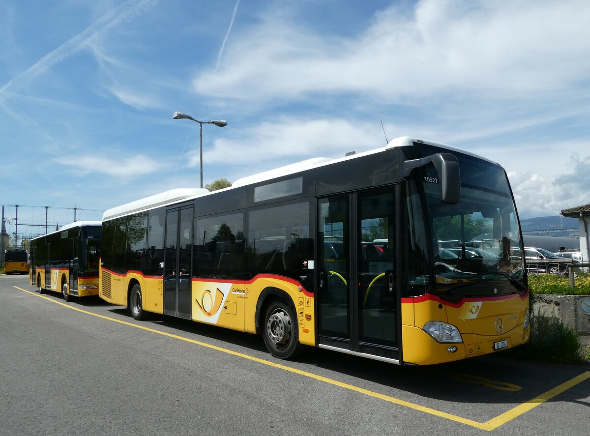 (249'643) - CarPostal Ouest - VD 2704/PID 10'527 - Mercedes (ex TPB, S�deilles) am 5. Mai 2023 in Yverdon, Garage