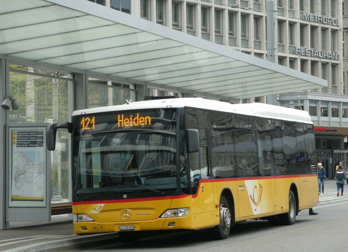 (250'038) - PostAuto Ostschweiz - SG 330'925/PID 5200 - Mercedes (ex PostAuto Nordschweiz; ex Brem, W�lflinswil) am 16. Mai 2023 beim Bahnhof St. Gallen
