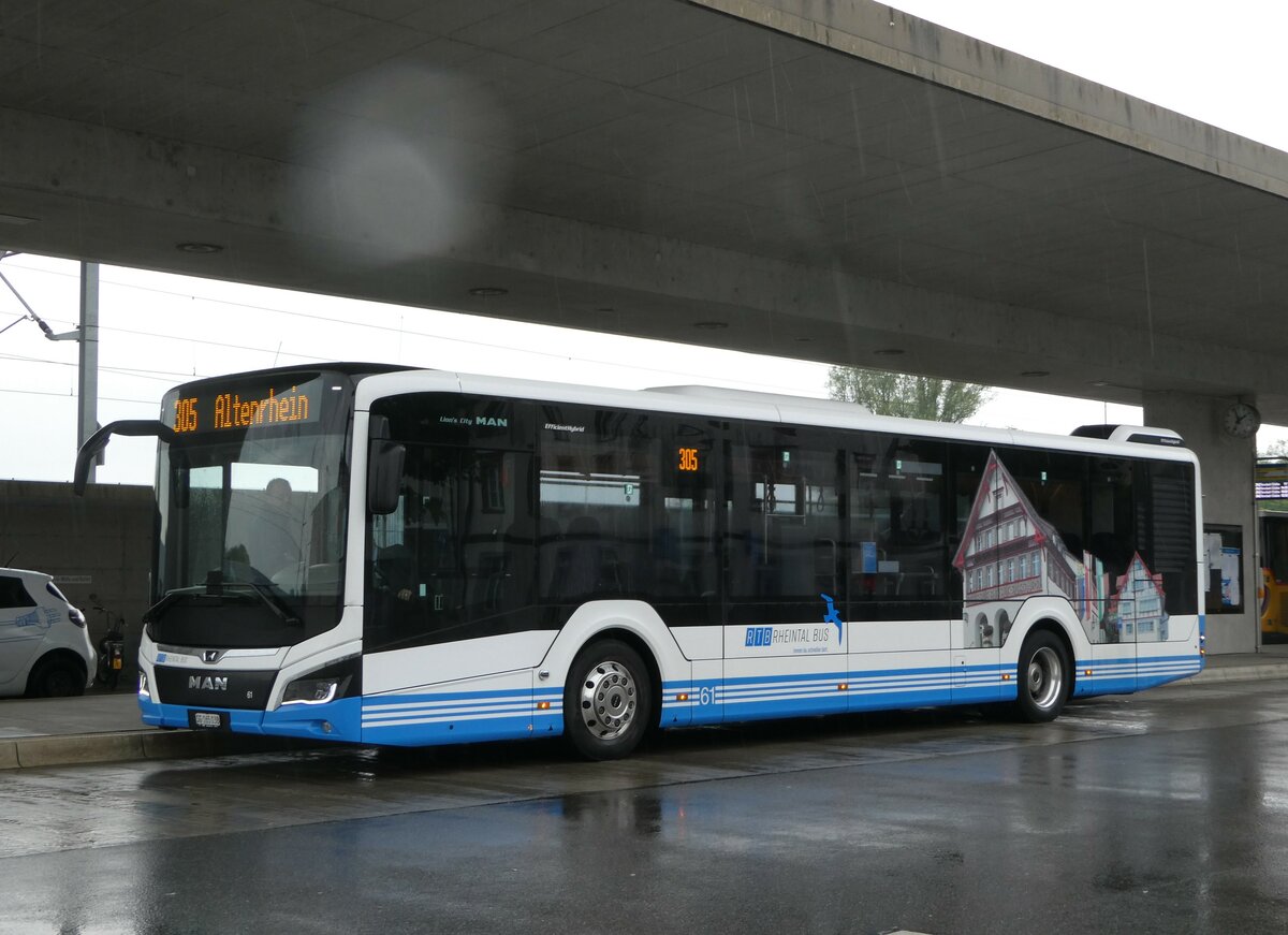 (250'117) - RTB Altst�tten - Nr. 61/SG 165'038 - MAN am 16. Mai 2023 beim Bahnhof Rheineck