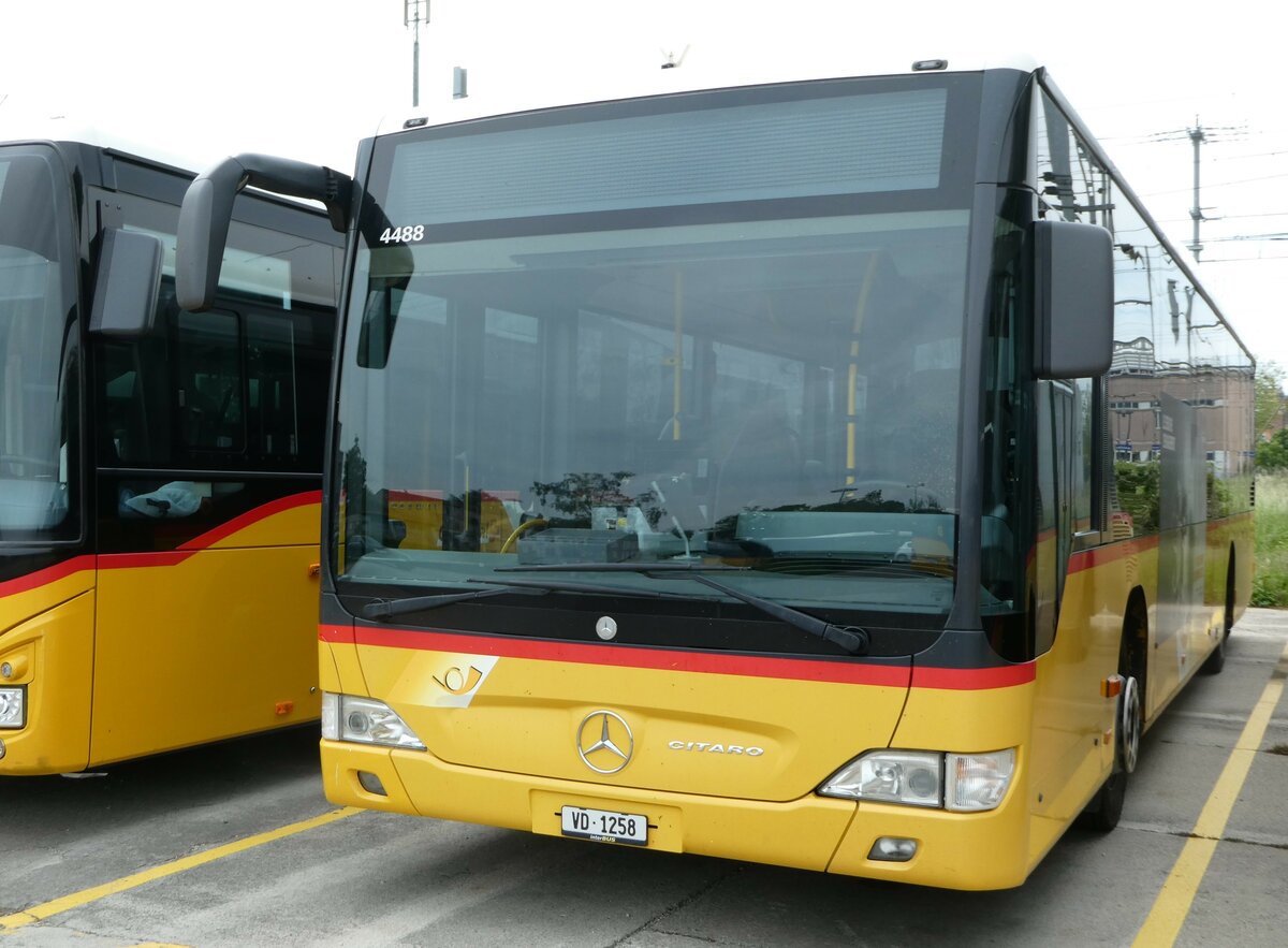 (250'177) - CarPostal Ouest - VD 1258/PID 4488 - Mercedes (ex TPB, S�deilles) am 18. Mai 2023 in Yverdon, Garage