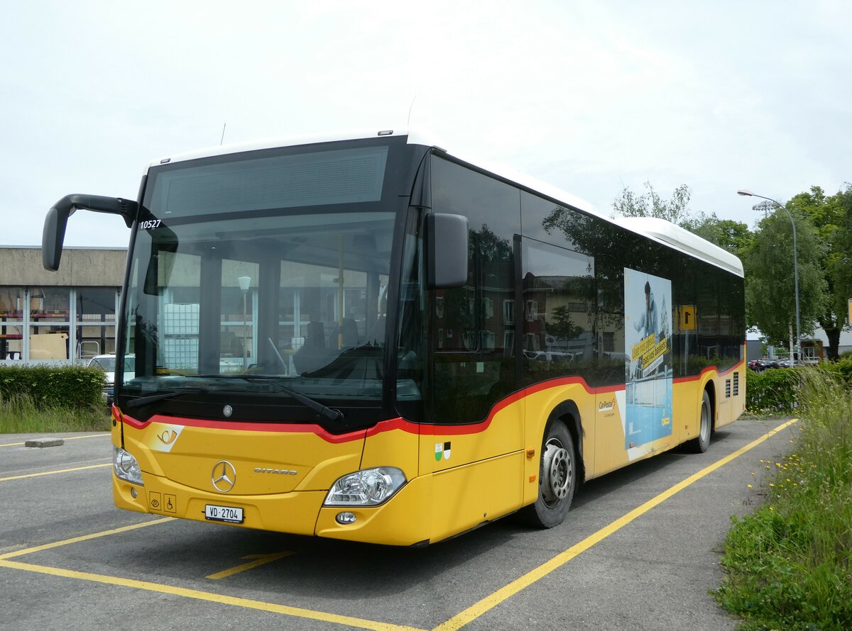 (250'198) - CarPostal Ouest - VD 2704/PID 10'527 - Mercedes (ex TPB, S�deilles) am 18. Mai 2023 in Yverdon, Garage
