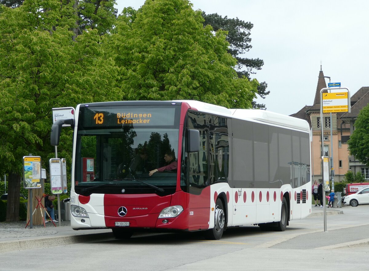 (250'289) - TPF Fribourg - Nr. 1028/FR 300'201 - Mercedes am 20. Mai 2023 beim Bahnhof D�dingen