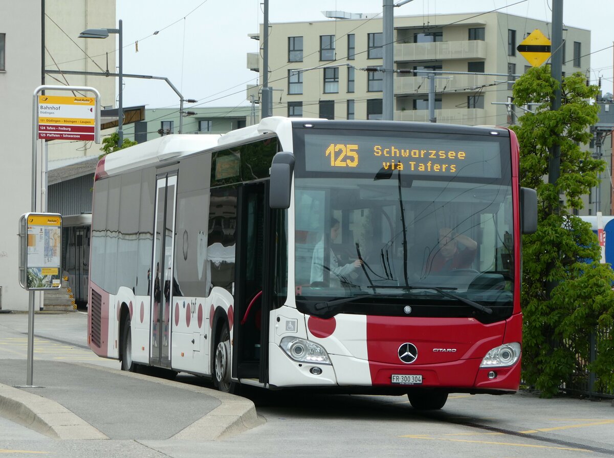 (250'293) - TPF Fribourg - Nr. 1051/FR 300'304 - Mercedes am 20. Mai 2023 beim Bahnhof D�dingen