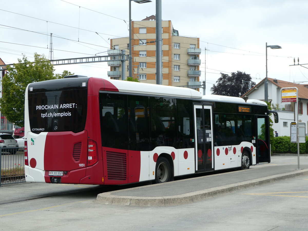 (250'294) - TPF Fribourg - Nr. 1051/FR 300'304 - Mercedes am 20. Mai 2023 beim Bahnhof D�dingen