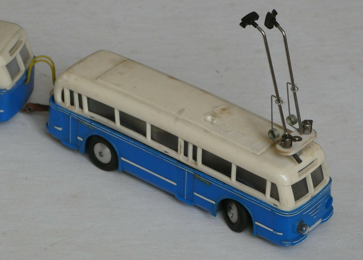 (250'451) - Aus Deutschland: ??? - B�ssing Trolleybus am 26. Mai 2023 in Thun (Modell)