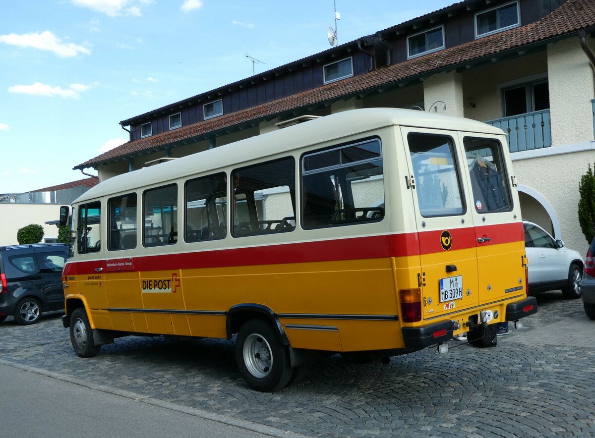 (250'918) - Hahn, M�nchen - Nr. 6/M-MB 309H - Mercedes (ex M�ller, CH-Ennetmoos Nr. 6; ex Portenier, CG-Adelboden Nr. 6/PID 492; ex Geiger, CH-Adelboden Nr. 6) am 3. Juni 2023 in Rottersdorf, Vilstaler Hof