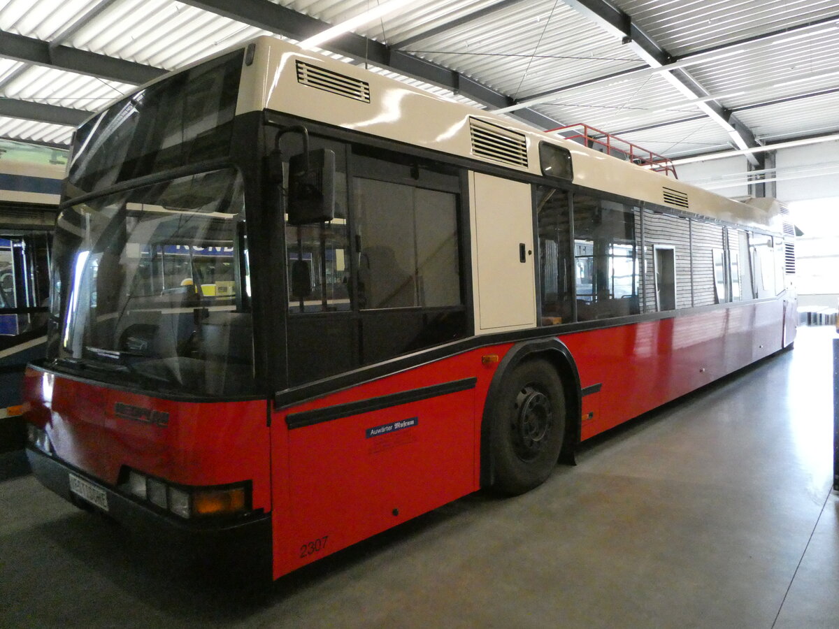 (250'974) - Vestische, Herten (auw�rter) - Nr. 2307 - Neoplan am 4. Juni 2023 in Pilsting, Auw�rter Automobil-Park
