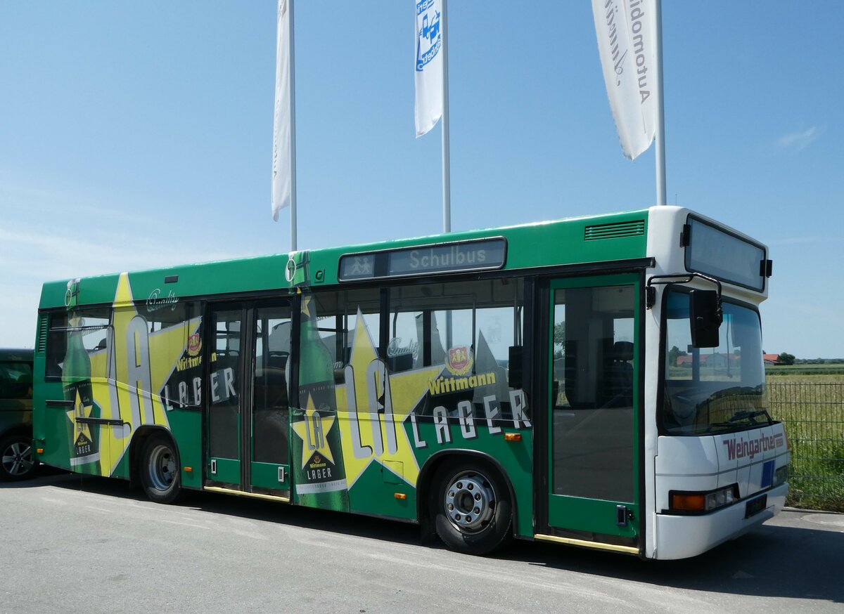 (250'980) - Weingartner, Bruckberg - Neoplan am 4. Juni 2023 in Pilsting, Auw�rter Automobil-Park