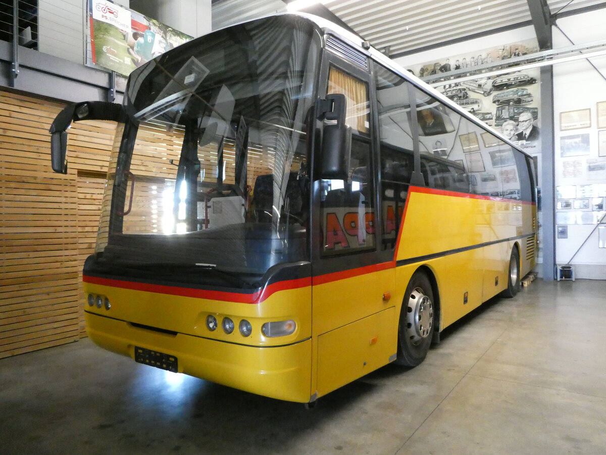 (250'987) - Auw�rter, Pilsting - Neoplan (ex Richter, Oberammergau; ex Balzarolo, CH-Poschiavo PID 3363; ex PostAuto Graub�nden/CH) am 4. Juni 2023 in Pilsting, Auw�rter Automobil-Park