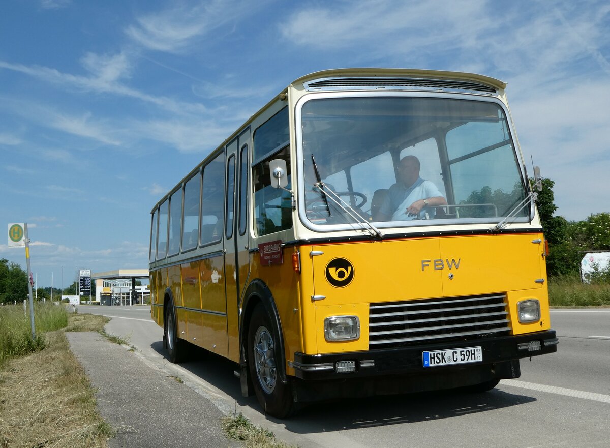 (251'022) - Hahn, M�nchen - HSK-C 59H - FBW/FHS (ex Michels, Schmallenberg; ex FRAM Drachten/NL Nr. 5; ex P 24'184) am 4. Juni 2023 in Goben, Tankstelle