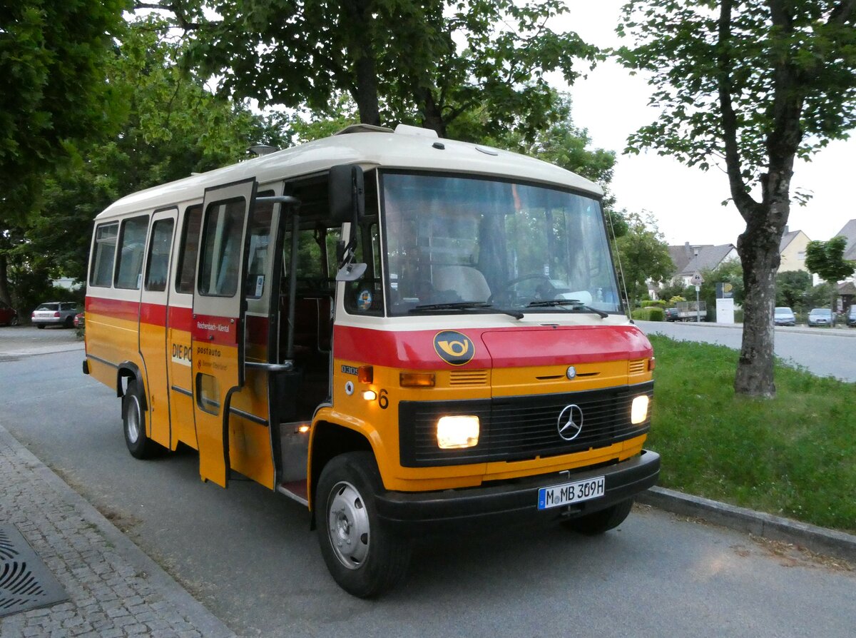 (251'060) - Hahn, M�nchen - Nr. 6/M-MB 309H - Mercedes (ex M�ller, CH-Ennetmoos Nr. 6; ex Portenier, CH-Adelboden Nr. 6/PID 492; ex Geiger, CH-Adelboden Nr. 6) am 4. Juni 2023 beim Bahnhof Landau