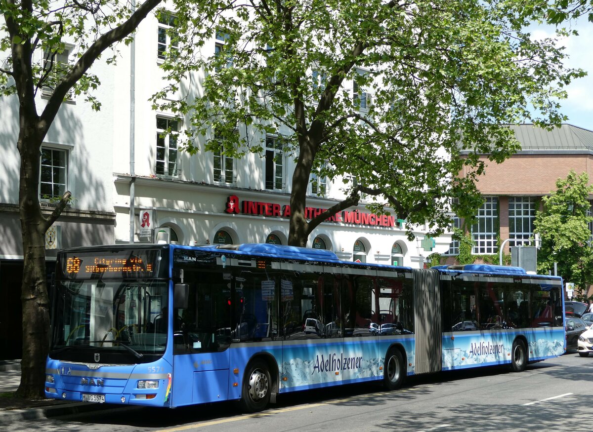 (251'081) - MVG M�nchen - Nr. 5574/M-VG 5574 - MAN am 5. Juni 2023 beim Hauptbahnhof M�nchen