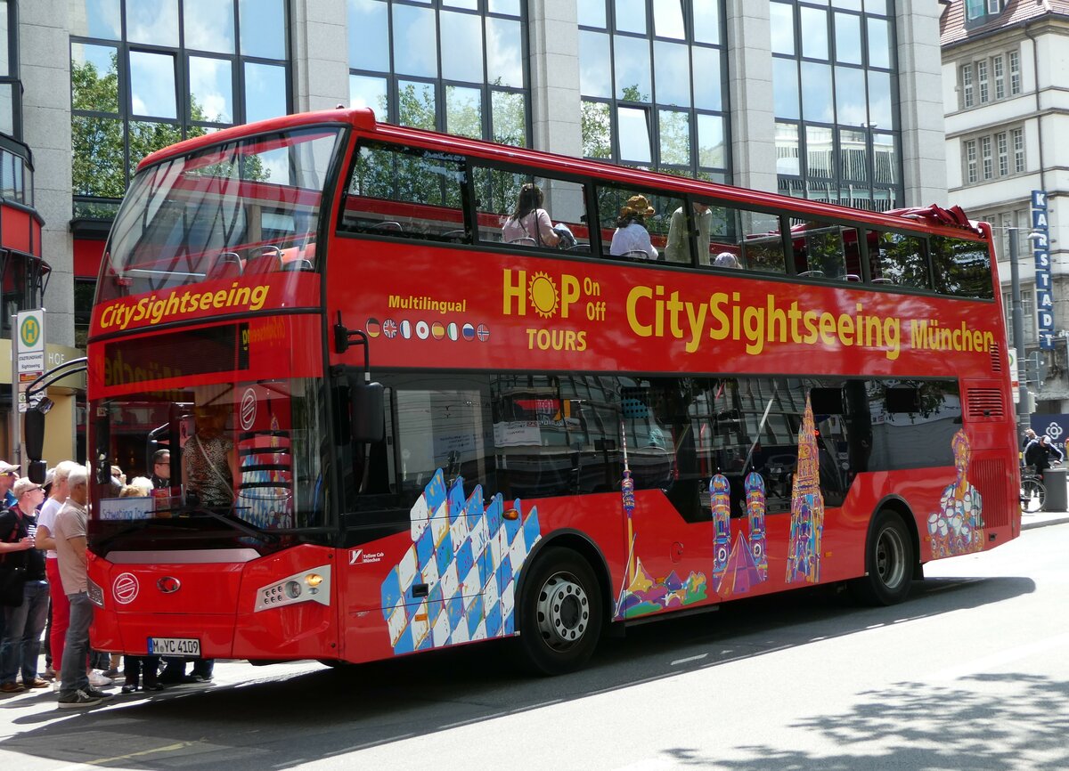 (251'091) - Yellow Cab Verkehrsbetrieb, M�nchen - M-YC 4109 - G�lery�z am 5. Juni 2023 beim Hauptbahnhof M�nchen