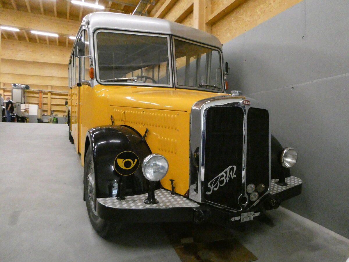 (251'298) - R�llin, Hirzel - FBW/T�scher (ex Egger, Grafenried; ex P 24'586; ex P 1414) am 10. Juni 2023 in N�fels, FBW-Museum