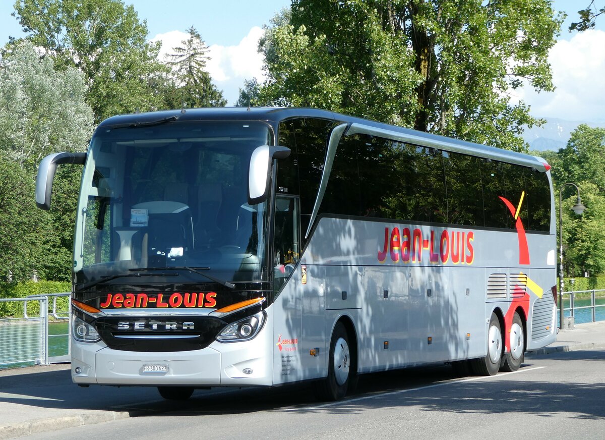 (251'571) - Jean-Louis, F�tigny - FR 300'623 - Setra am 15. Juni 2023 bei der Schiffl�ndte Thun