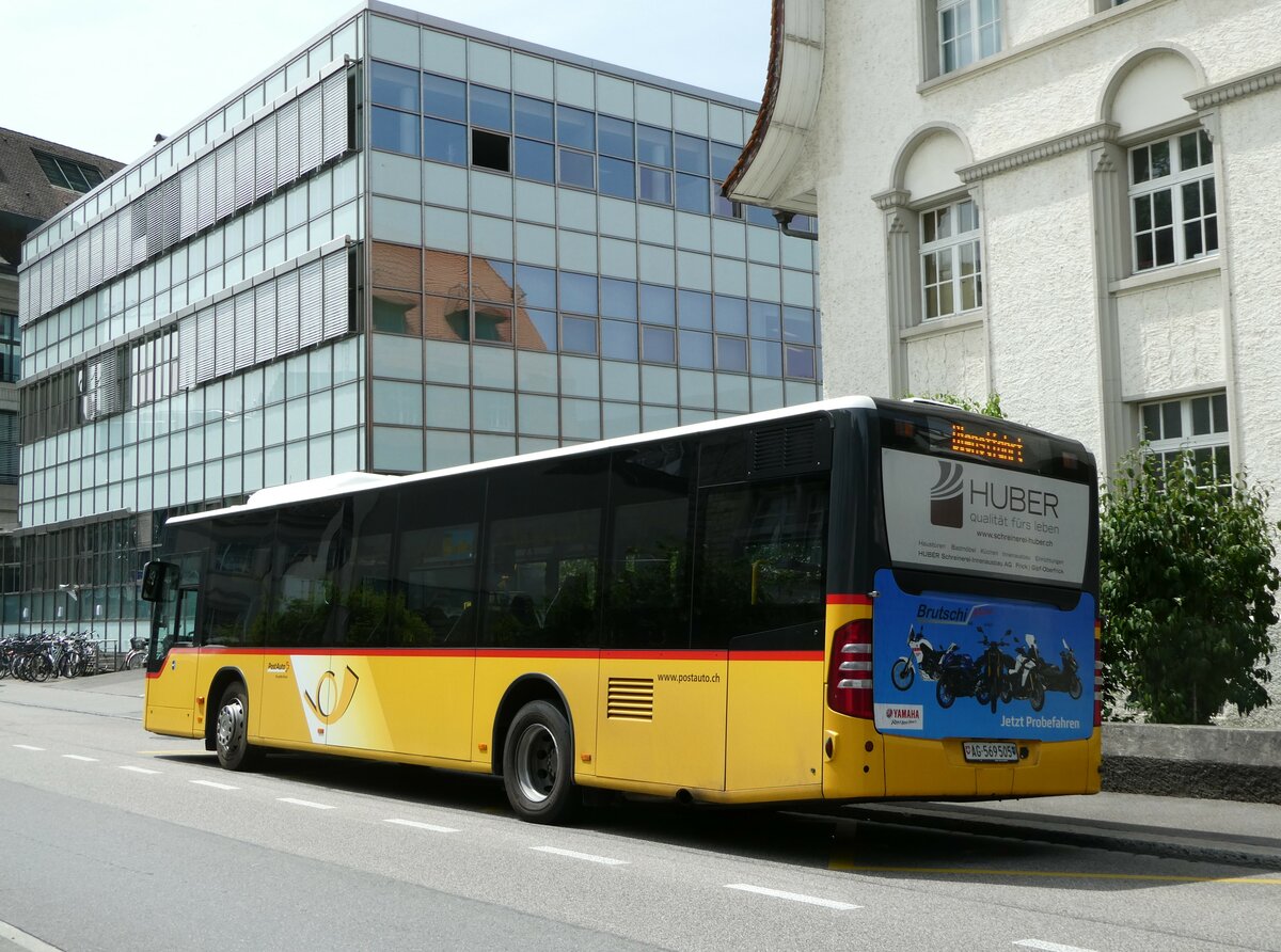 (251'800) - PostAuto Nordschweiz - AG 569'505/PID 5718 - Mercedes (ex Brem, W�lflinswil) am 20. Juni 2023 beim Bahnhof Aarau