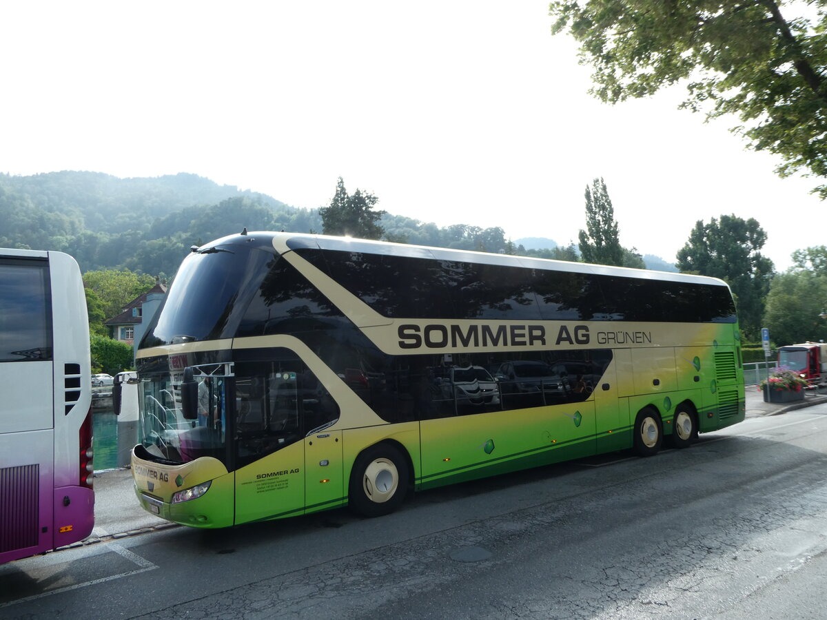 (251'901) - Sommer, Gr�nen - BE 71'702 - Neoplan am 23. Juni 2023 bei der Schiffl�ndte Thun