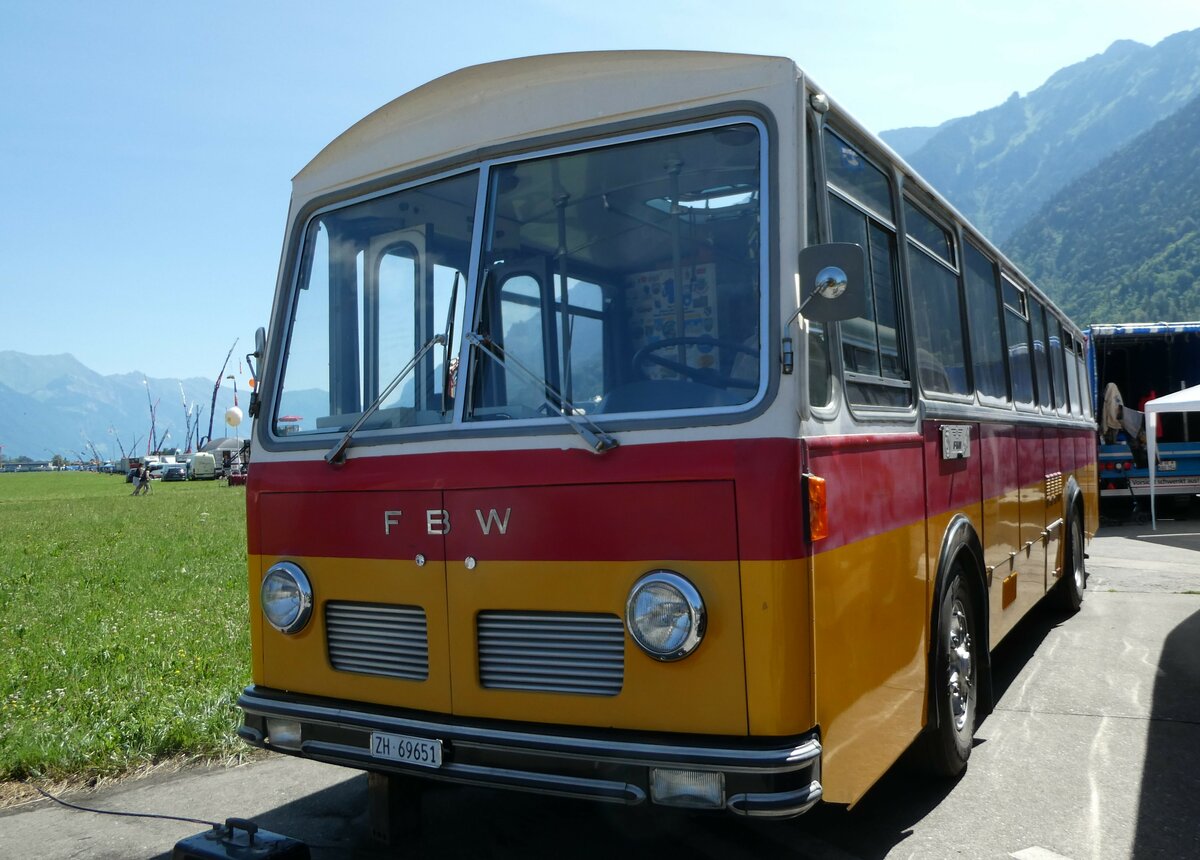 (251'921) - Tr�b, Oberrieden - Nr. 12/ZH 69'651 - FBW/R&J (ex Ryffel, Uster Nr. 12) am 24. Juni 2023 in Interlaken, Flugplatz