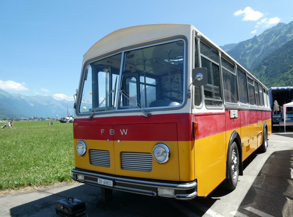 (251'979) - Tr�b, Oberrieden - Nr. 12/ZH 69'651 - FBW/R&J (ex Ryffel, Uster Nr. 12) am 24. Juni 2023 in Interlaken, Flugplatz