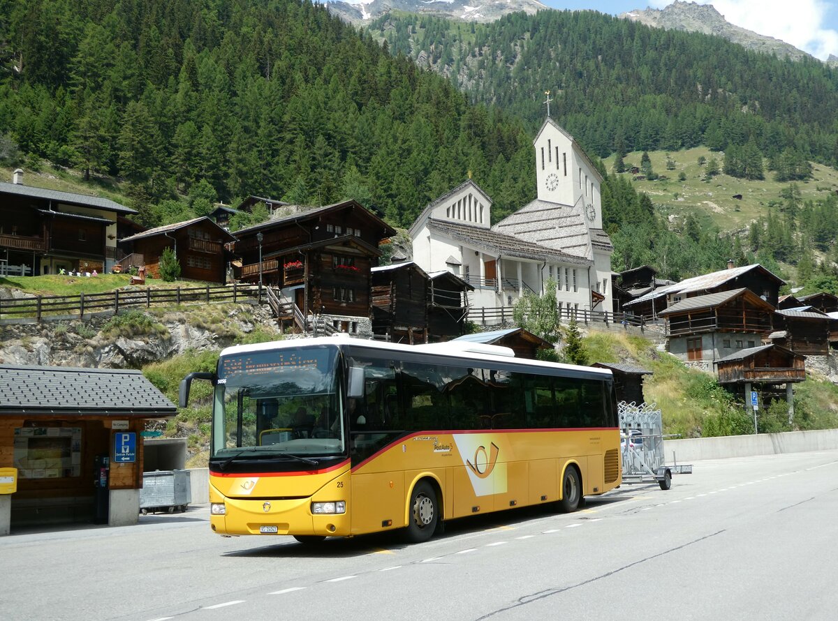 (252'113) - Jaggi, Kippel - Nr. 25/VS 24'043/PID 5056 - Irisbus am 26. Juni 2023 in Blatten (L�tschen), Dorf