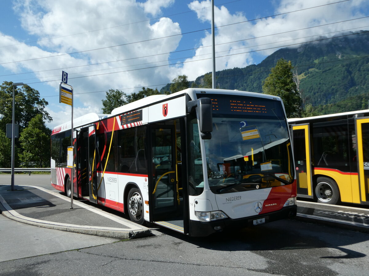 (252'322) - Niederer, Filzbach - Nr. 13/GL 64/PID 5575 - Mercedes am 4. Juli 2023 beim Bahnhof Ziegelbr�cke
