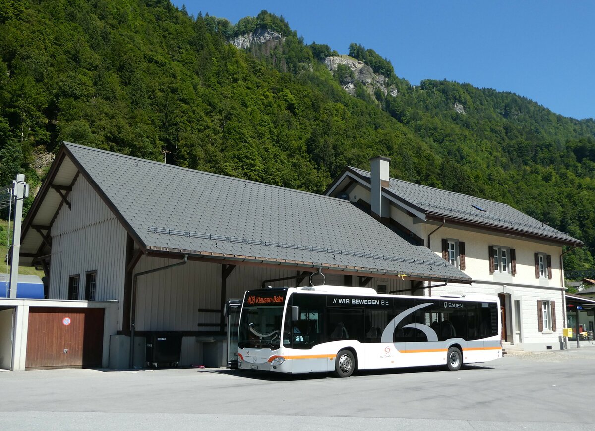 (252'699) - AAGU Altdorf - Nr. 15/UR 9348 - Mercedes am 15. Juli 2023 beim Bahnhof Linthal