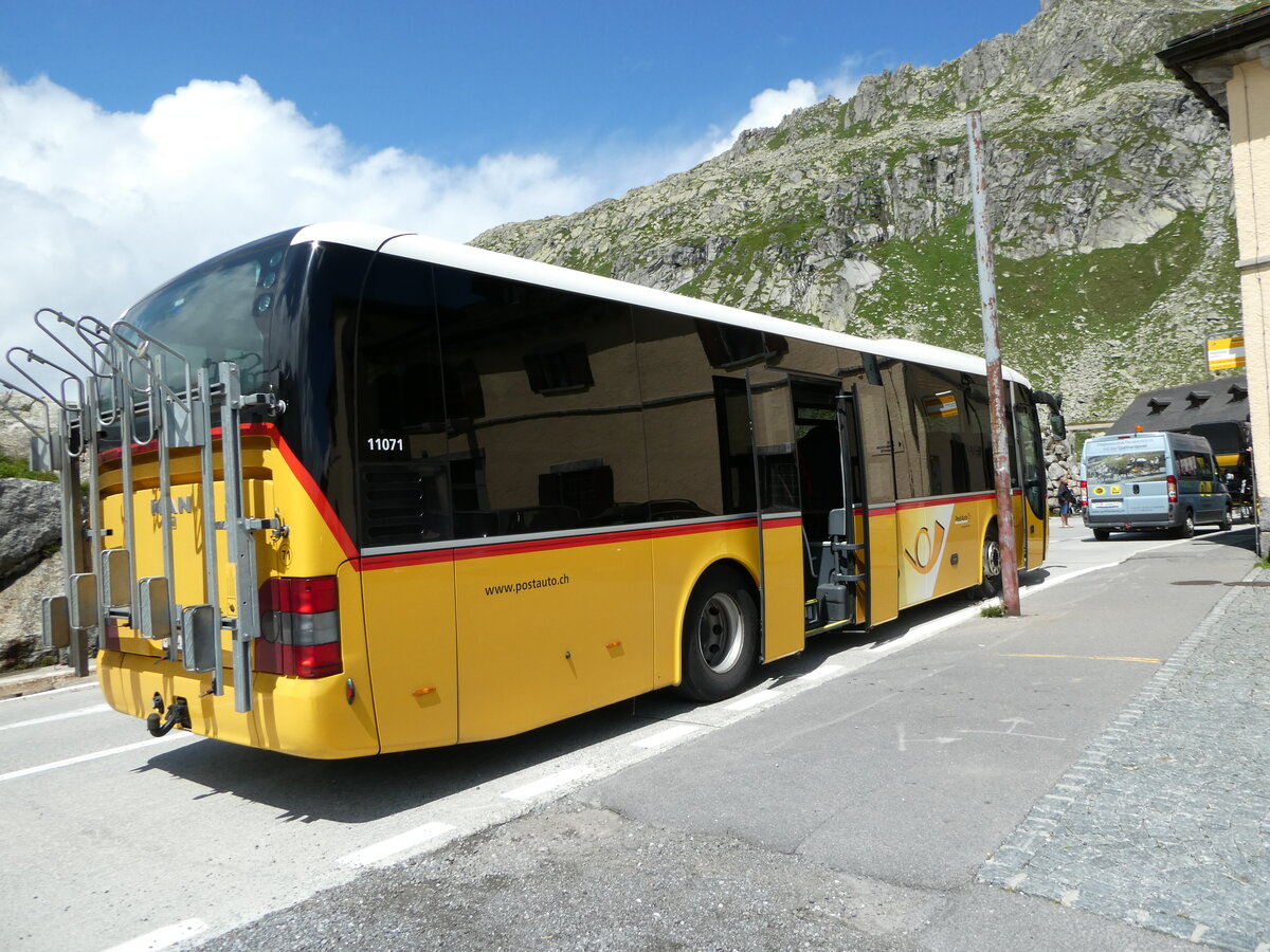 (253'032) - PostAuto Bern - Nr. 71/BE 412'071/PID 11'071 - MAN (ex PostAuto Zentralschweiz Nr. 20; ex Dillier, Sarnen Nr. 20) am 25. Juli 2023 in Gotthard, Passh�he