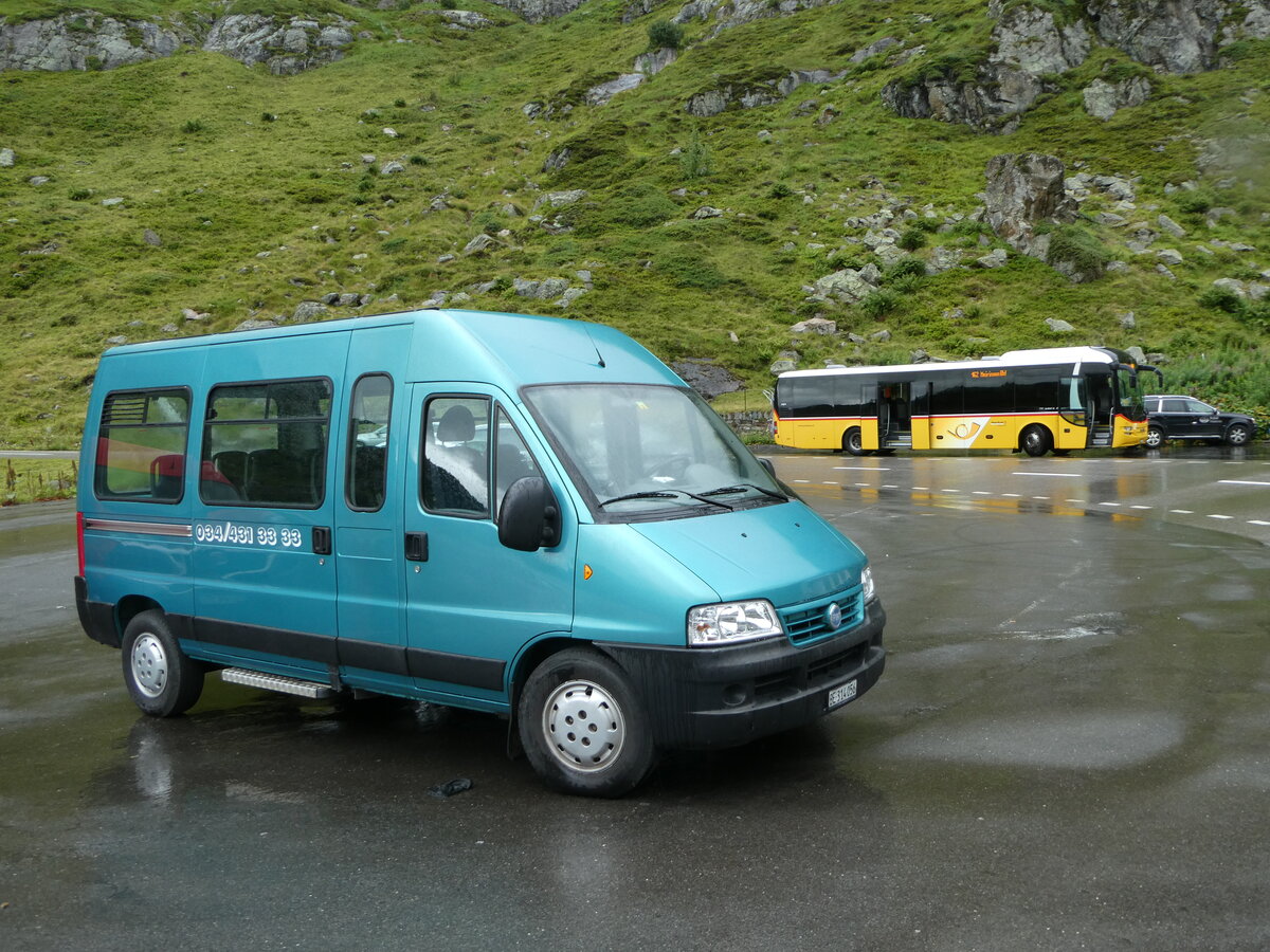 (253'047) - Taxi Beni, Sumiswald - BE 314'056 - Fiat + PostAuto Bern - Nr. 71/BE 412'071/PID 11'071 - MAN (ex PostAuto Zentralschweiz Nr. 20; ex Dillier, Sarnen Nr. 20) am 25. Juli 2023 in Susten, Steingletscher