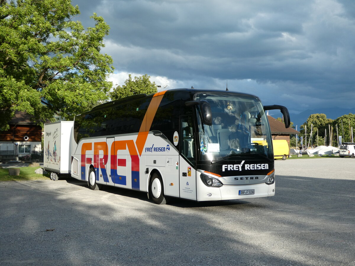 (253'374) - Aus Deutschland: Frey, Grossk�llnbach - DGF-F 5150 - Setra am 3. August 2023 in Thun, Lachenwiese