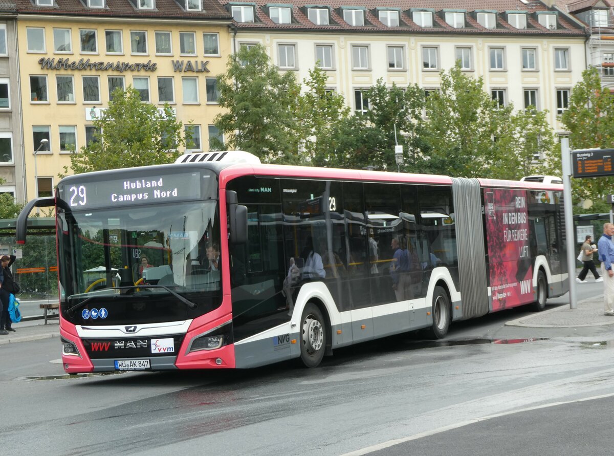 (254'333) - NVG W�rzburg - Nr. 847/W�-AK 847 - MAN am 29. August 2023 beim Bahnhof W�rzburg