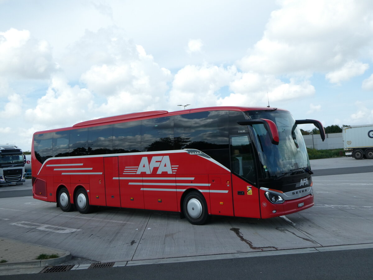 (254'372) - Aus der Schweiz: AFA Adelboden - Nr. 16/BE 21'181 - Setra am 30. August 2023 in Teuchern, Rastst�tte Osterfeld