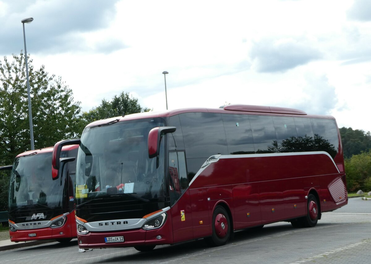 (254'377) - ??? - LBS-IK 12 - Setra am 30. August 2023 in Teuchem, Rastst�tte Osterfeld