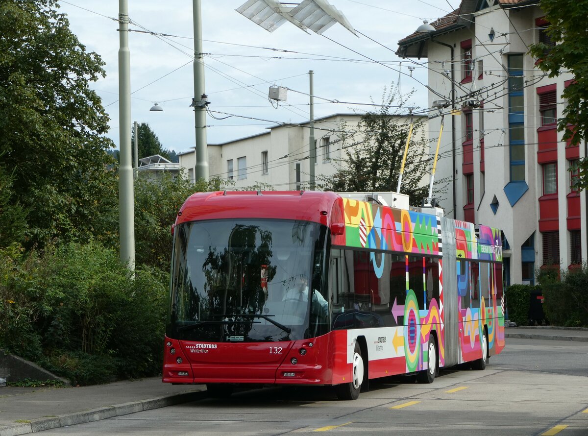 (255'165) - SW Winterthur - Nr. 132 - Hess/Hess Gelenktrolleybus am 13. September 2023 in Winterthur, W�lflingen