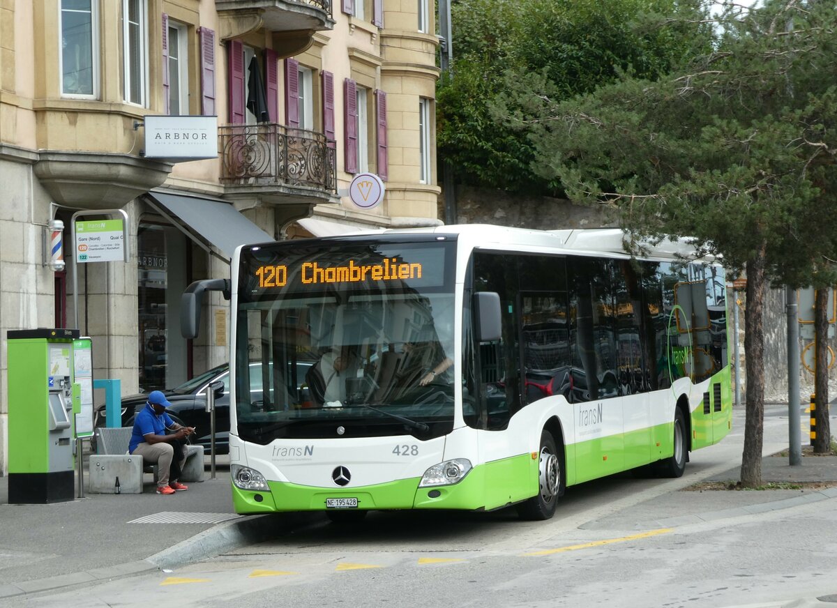(255'240) - transN, La Chaux-de-Fonds - Nr. 428/NE 195'428 - Mercedes am 16. September 2023 beim Bahnhof Neuch�tel
