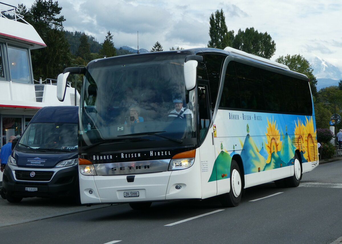 (255'455) - B�hrer, Hirzel - ZH 5998 - Setra am 20. September 2023 beim Bahnhof Thun