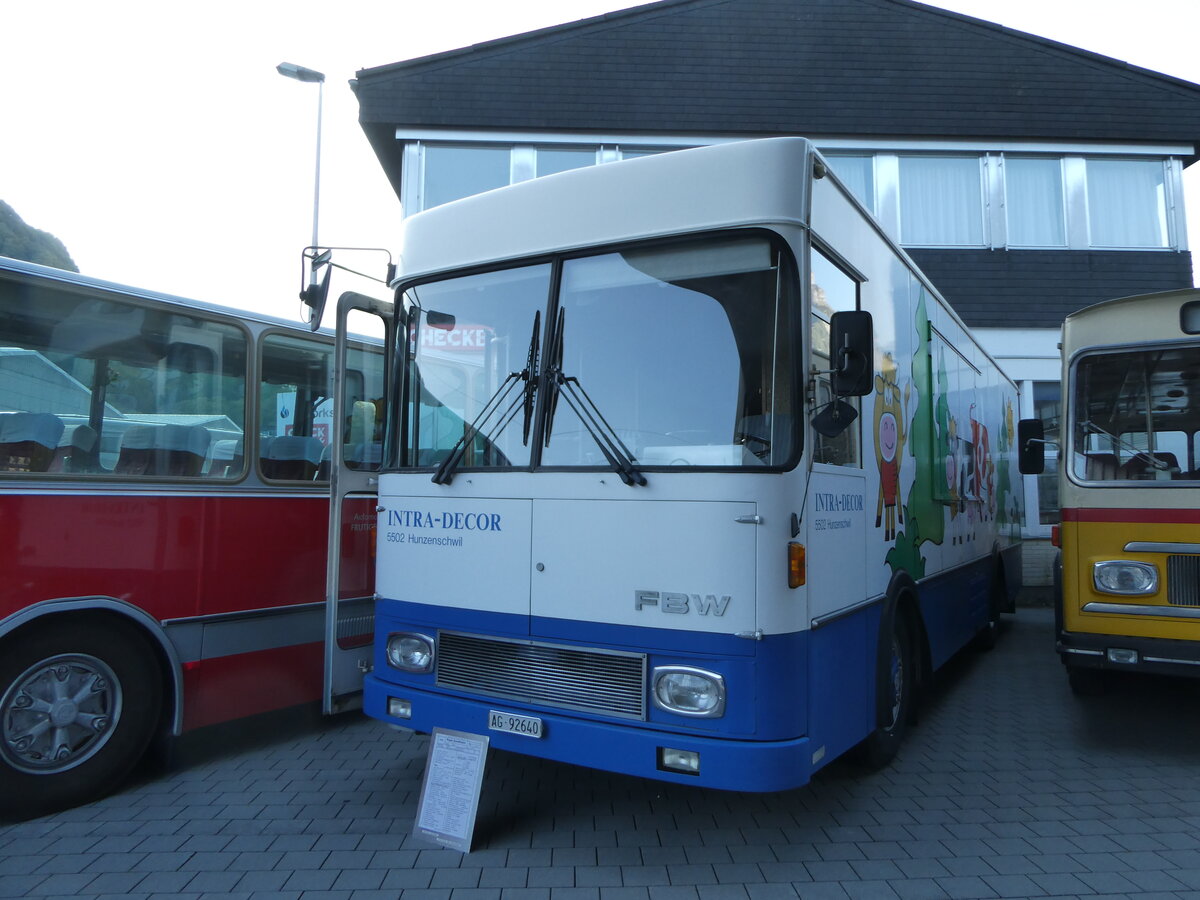 (255'893) - Intra-Decor, Hunzenschwil - AG 92'640 - FBW/FHS (ex Aargauische Zentral-Molkerei, Suhr; ex Coop, Pratteln) am 7. Oktober 2023 in N�fels, FBW-Museum