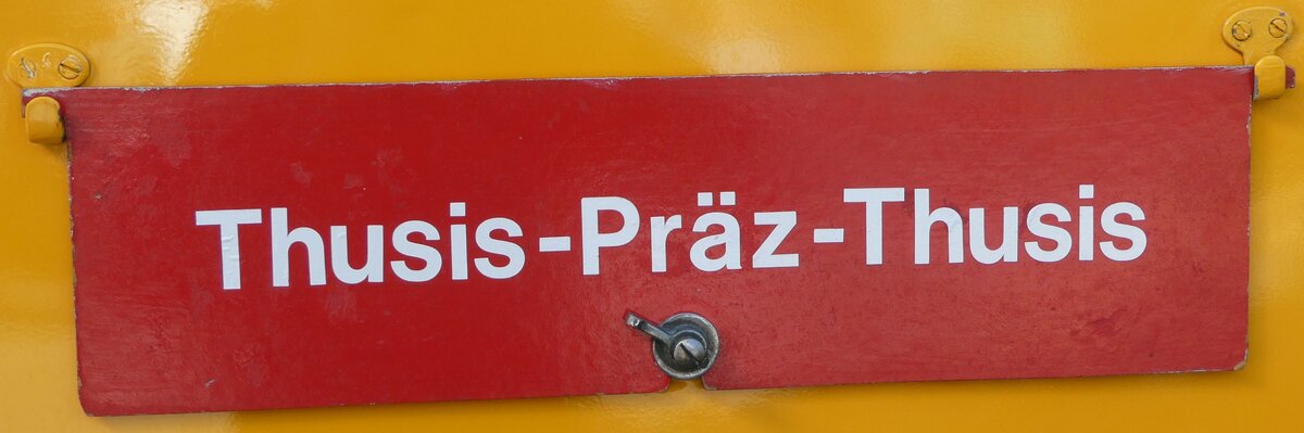 (255'928) - Routentafel - Thusis-Pr�z-Thusis - am 7. Oktober 2023 in N�fels, FBW-Museum