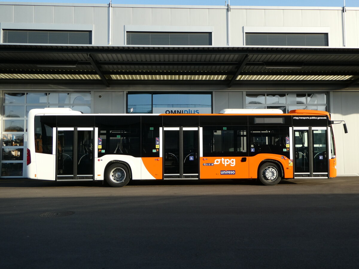 (256'000) - Gen�ve-Tours, Gen�ve - Nr. 2156 - Mercedes am 7. Oktober 2023 in Winterthur, Daimler Buses