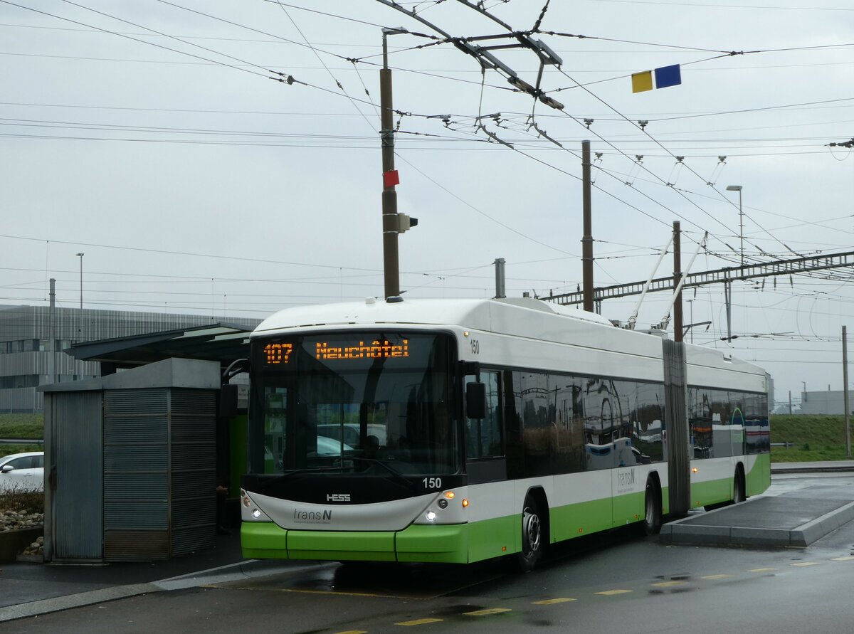 (256'186) - transN, La Chaux-de-Fonds - Nr. 150 - Hess/Hess Gelenktrolleybus (ex TN Neuch�tel Nr. 150) am 19. Oktober 2023 beim Bahnhof Marin-�pagnier