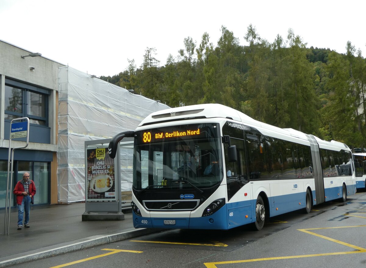 (256'227) - VBZ Z�rich - Nr. 450/ZH 907'450 - Volvo am 21. Oktober 2023 in Z�rich, Triemlispital