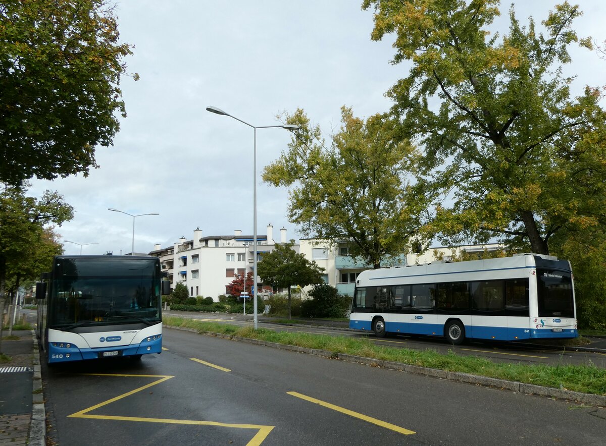 (256'274) - VBZ Z�rich - Nr. 540/ZH 730'540 - Neoplan + Nr. 341/ZH 956'341 - Hess am 21. Oktober 2023 in Z�rich, Dunkelh�lzli