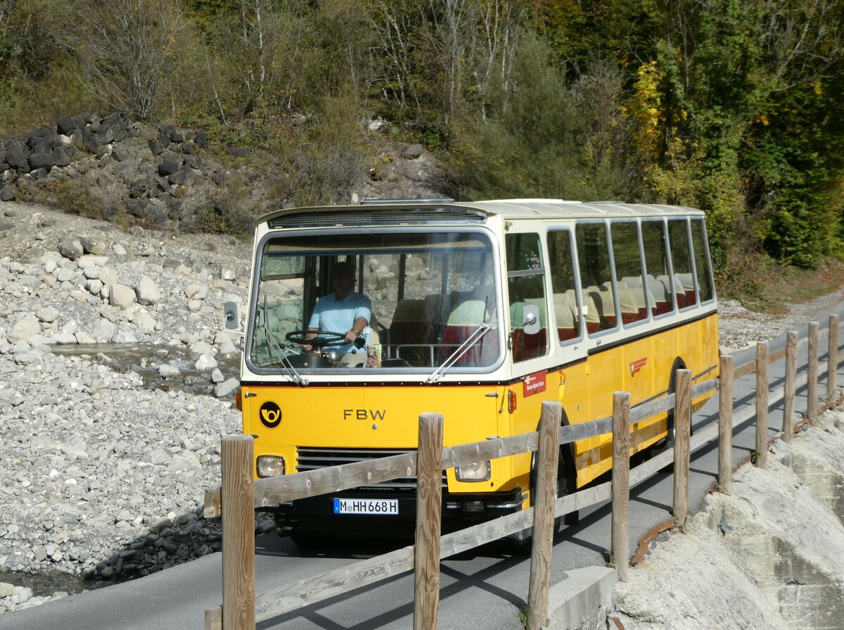 (256'484) - Aus Deutschland: Hahn, M�nchen - M-HH 668H - FBW/FHS (ex Michels, Schmallenberg; ex FRAM Drachten/NL Nr. 5; ex P 24'184) am 28. Oktober 2023 in Giswil, Aue Steinibach