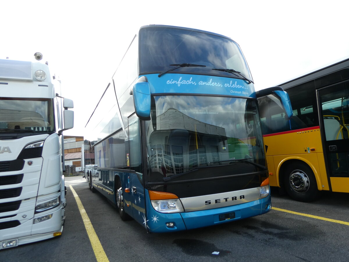 (256'704) - B�hrer, La C�te-aux-F�es - Setra am 5. November 2023 in Kerzers, Interbus