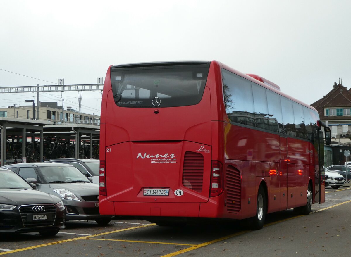 (256'731) - Nunes, Z�rich - Nr. 21/ZH 144'725 - Mercedes am 5. November 2023 in Thun, CarTerminal