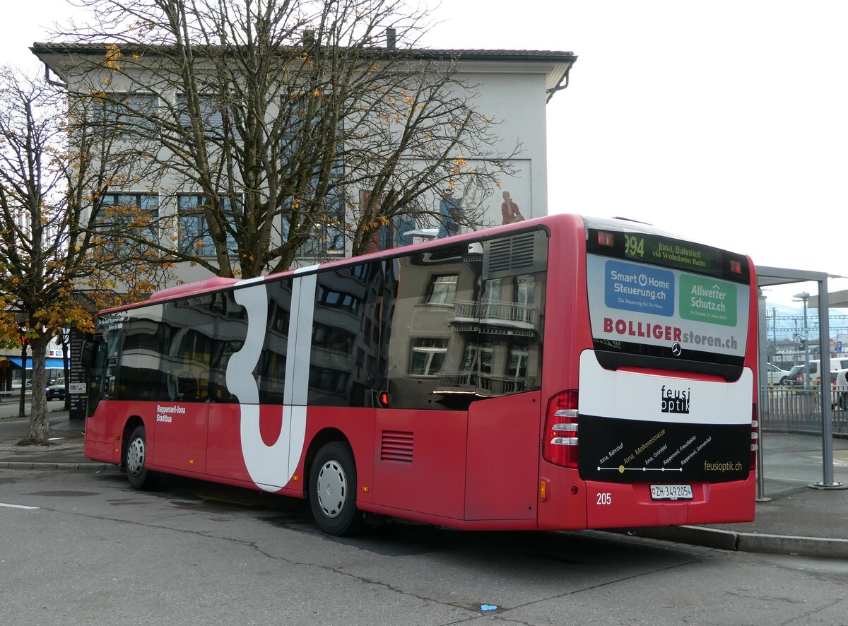 (257'060) - VZO Gr�ningen - Nr. 205/ZH 349'205 - Mercedes am 18. November 2023 beim Bahnhof Rapperswil