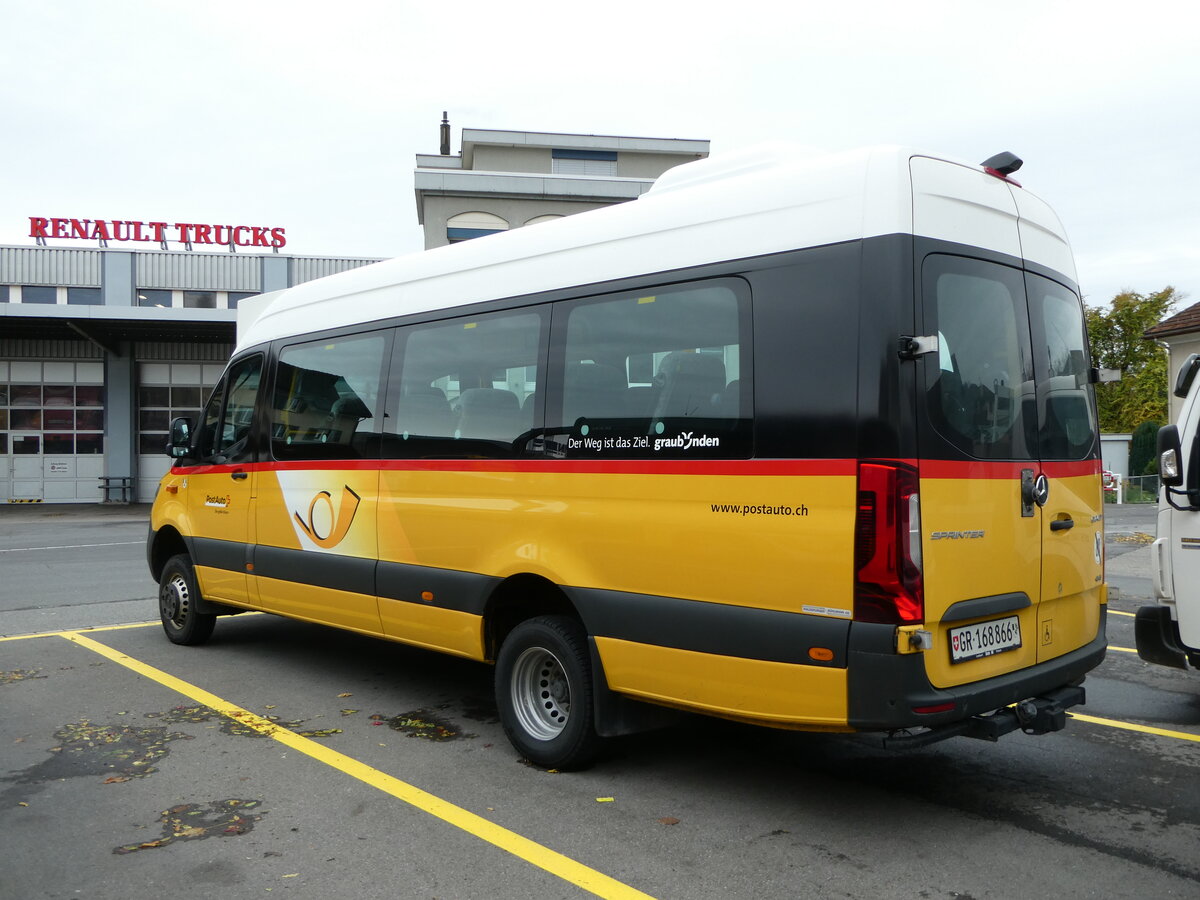 (257'108) - PostAuto Graub�nden - GR 168'866/PID 11'296 - Mercedes am 18. November 2023 in Schmerikon, Thomann