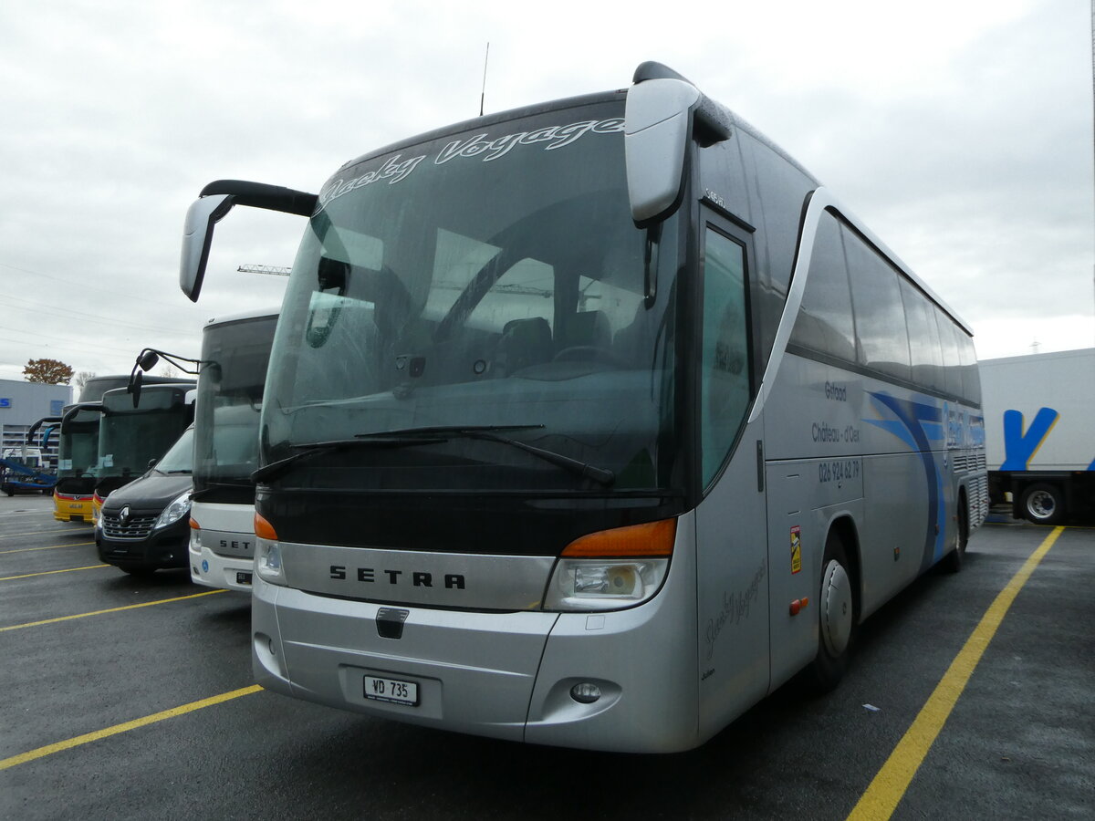 (257'165) - Jacky Voyages, Ch�teau-d'Oex - VD 735 - Setra am 19. November 2023 in Kerzers, Interbus