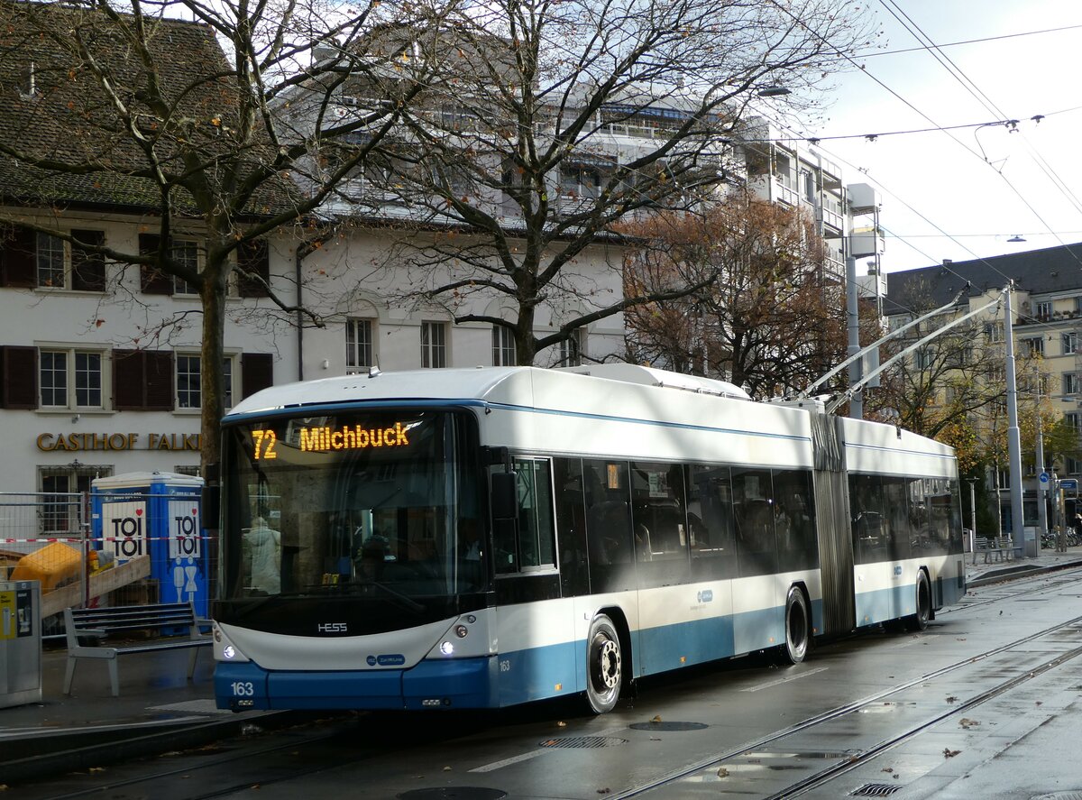 (257'229) - VBZ Z�rich - Nr. 163 - Hess/Hess Gelenktrolleybus am 24. November 2023 in Z�rich, Schmiede Wiedikon