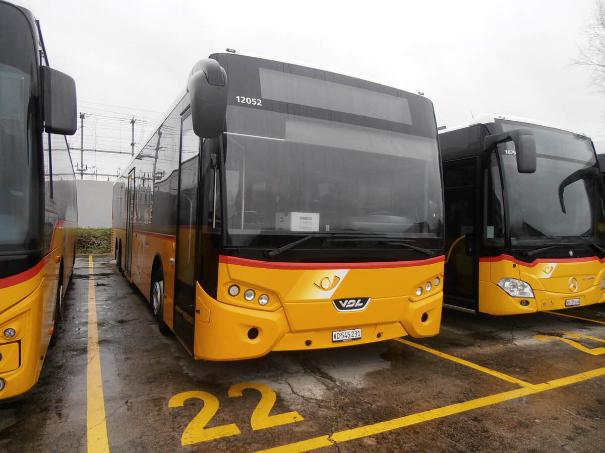 (257'760) - CarPostal Ouest - VD 545'231/PID 12'052 - VDL (ex Ballestraz, Gr�ne) am 21. Dezember 2023 in Yverdon, Garage