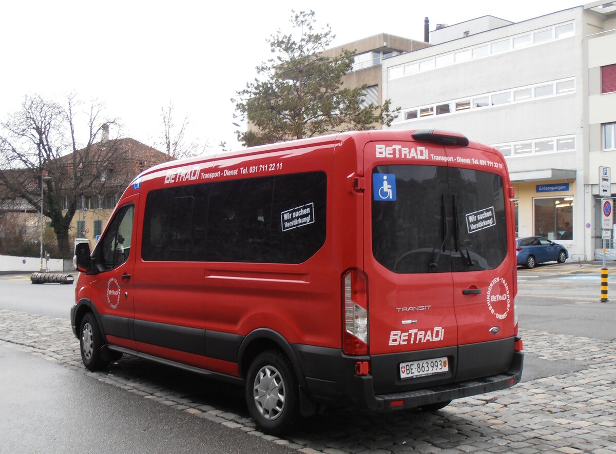 (257'809) - BETRADI, Grossh�chstetten - BE 863'993 - Ford am 22. Dezember 2023 in Thun, Berntorplatz